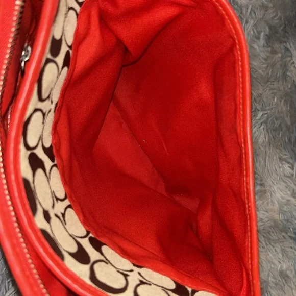 EUC Coach Signature Canvas File Crossbody Bag Khaki/Classic Red F36378 - Picture 10 of 12